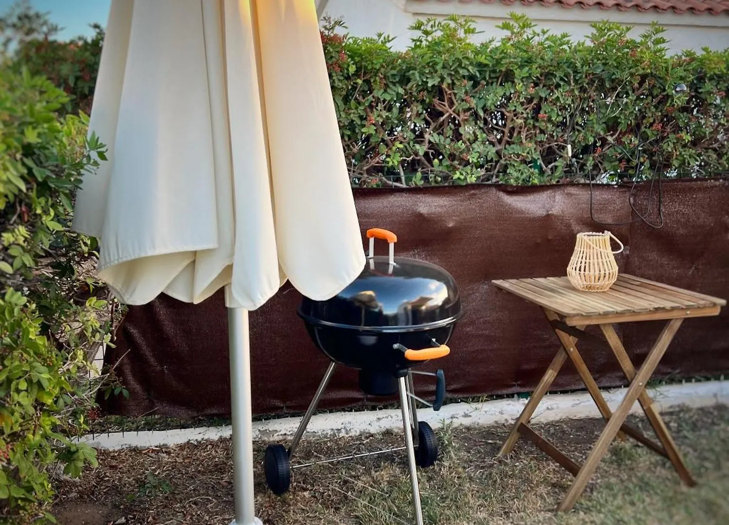 Apartment Buzzstays: 1-Bed Bungalow, Garden, Near Yumbo & Beach Maspalomas